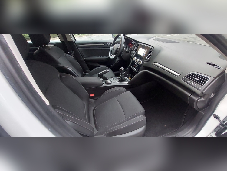 Renault Megane 1.5 dci 115CV foto 8